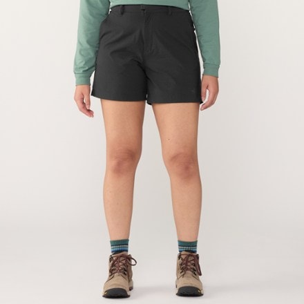 The North Face Basin 5" Shorts - Women's 1