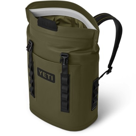 YETI Hopper M12 Backpack Soft Cooler 5