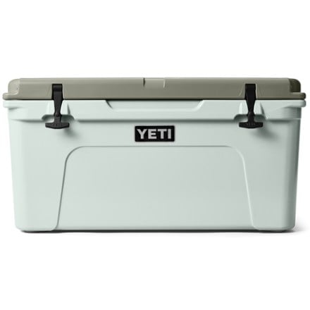 YETI Tundra 65 Cooler 0