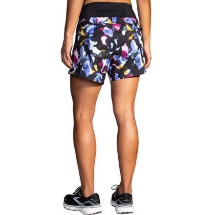 Brooks Chaser 5" Shorts - Women's 2