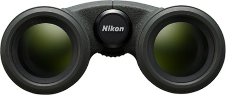 Nikon Prostaff P7 8 x 30 Binoculars 7