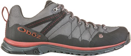 mens low hiking shoes