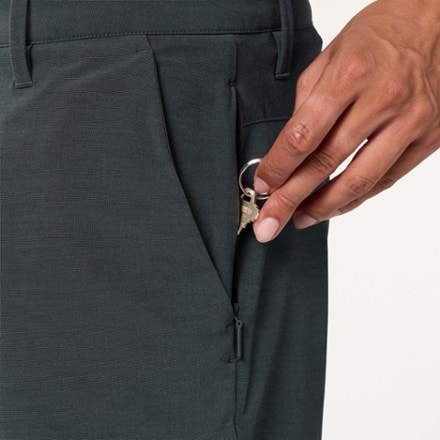 Vuori Aim Shorts 8" - Men's 4