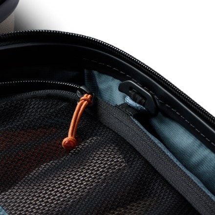 Bellroy Transit Carry-On 9