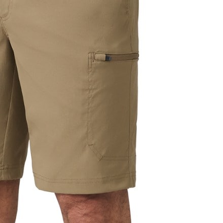 Free Country Nylon Stretch Casual Shorts - Men's 2