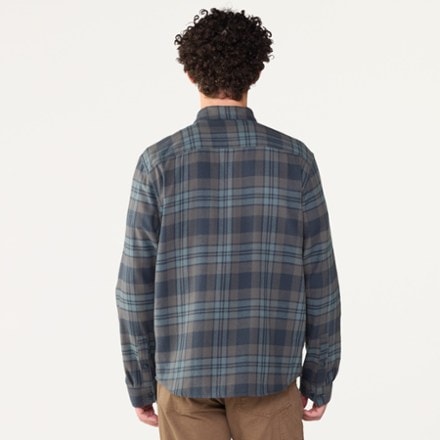 Patagonia Long-Sleeve Cotton in Conversion Fjord Flannel Shirt - Men's 3