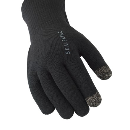 Sealskinz Anmer Waterproof All-Weather Ultra Grip Gloves 1