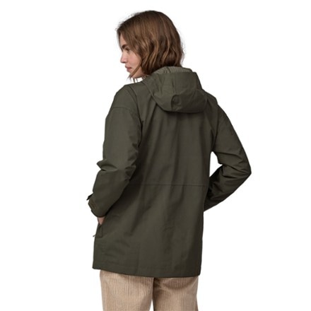 Patagonia Outdoor Everyday Rain Jacket - Women's 2