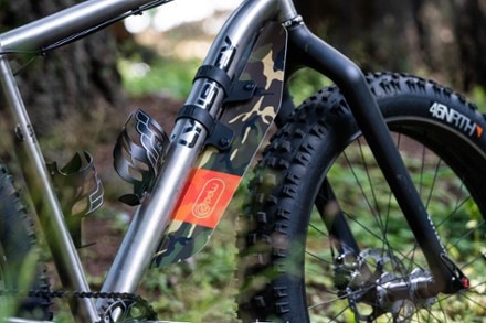 Bike Fenders & Mudguards for Mountain & Road Bikes | REI Co-op