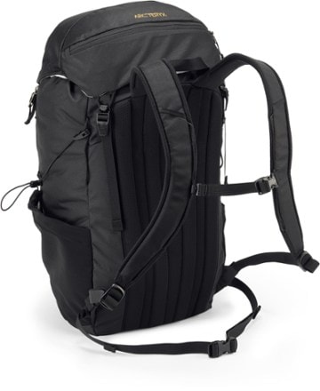 Arc'teryx Mantis 30 Pack 8