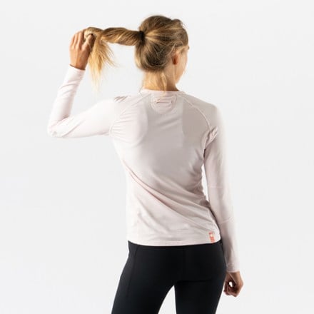 On Body Image of color Barely Pink