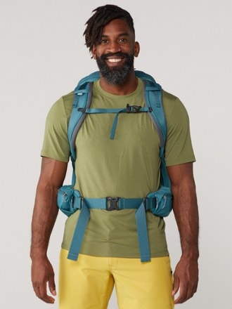 REI Co-op Trail 40 Pack - Men's 3