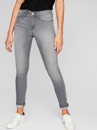 women's gray skinny jeans