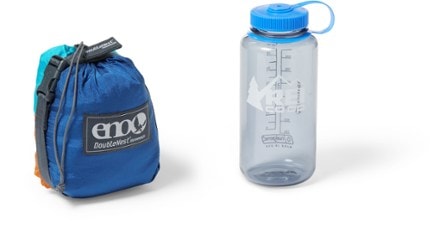 ENO DoubleNest Hammock Stuff sack (32oz bottle not included) (Aqua/Sapphire/Amber)