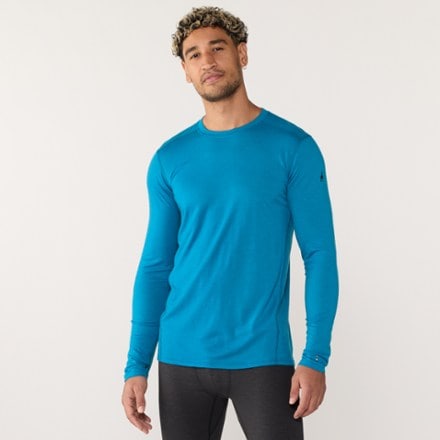 Smartwool Classic All-Season Merino Long-Sleeve Base Layer Top - Men's 1