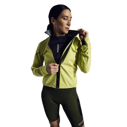 GOREWEAR Spinshift GORE-TEX Cycling Jacket - Women's 3