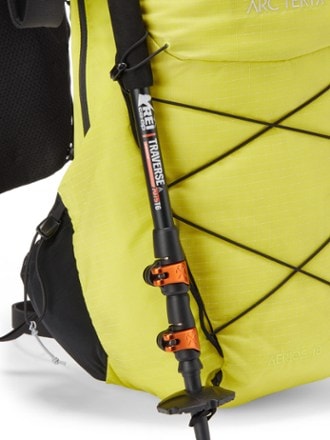 Arc'teryx Aerios 18 Pack 10