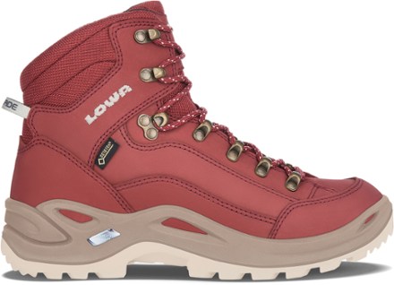 lowa hiking boots womens