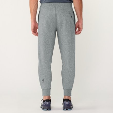 On Focus Tech Sweatpants - Men's 2