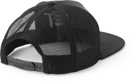 The North Face Half Dome Trucker Hat 1