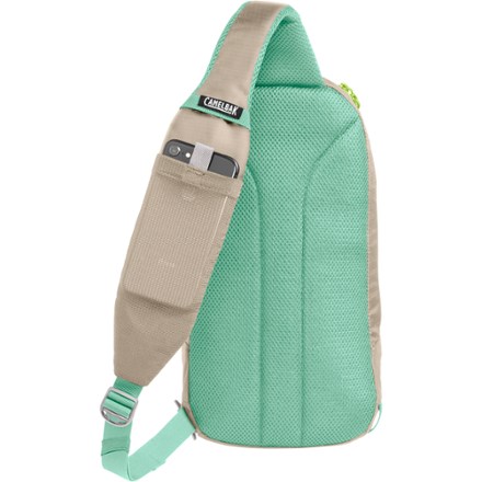 CamelBak Arete Sling 8 6