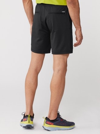 Vuori Sunday Performance Shorts - Men's 4