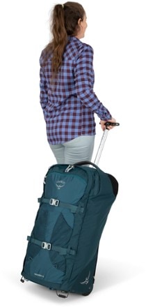 Osprey Fairview 65 Wheeled Travel Pack - Women's 5