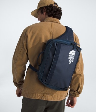 The North Face Base Camp Voyager Sling 4