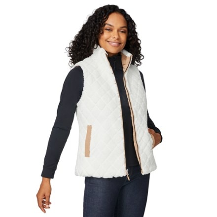 Free Country Stratus Lite Reversible Insulated Vest - Women's 6