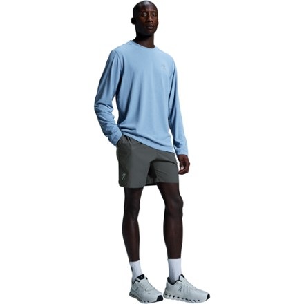 On Core 7" Shorts - Men's 3