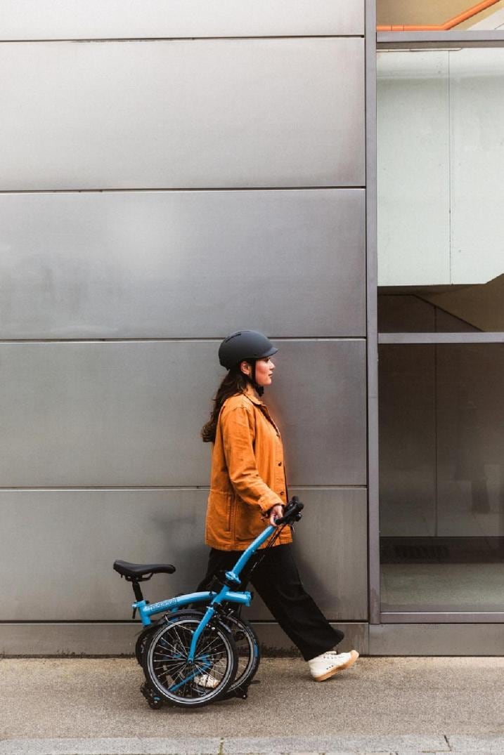 Location Image for C Line 4-Speed Mid Handlebar Bike with Rack