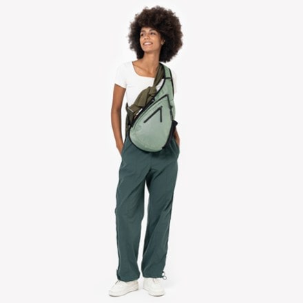 Sherpani Esprit Anti-Theft Sling Bag 5