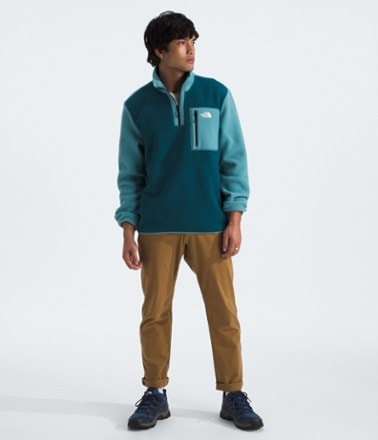 The North Face Yumiori Quarter-Zip Pullover - Men's 3