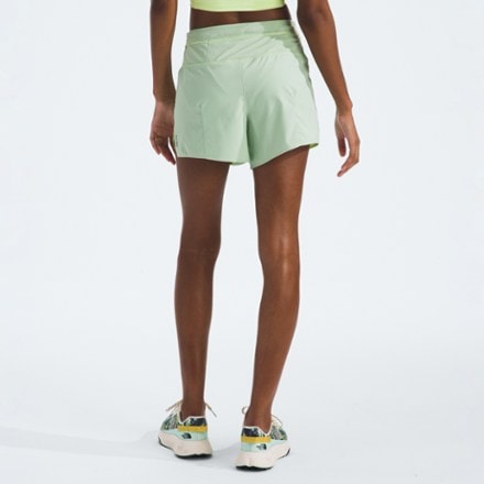 The North Face Summer Light 4" Shorts - Women's 2