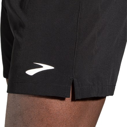 Brooks Moment 5" Shorts - Men's 4