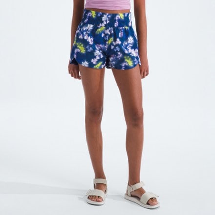 The North Face Never Stop Moving Shorts - Girls' 1