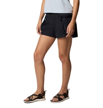 Columbia Elevated View Cargo Shorts - Women's 3