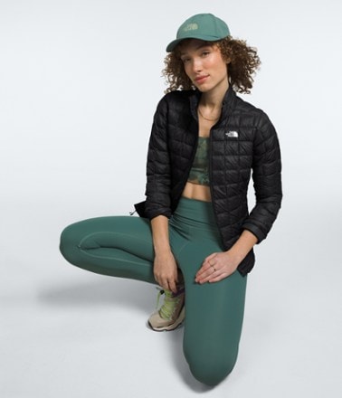 The North Face ThermoBall Eco Insulated Jacket 2.0 - Women's 3