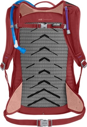 CamelBak Rim Runner X20 Hydration Pack - Women's 3