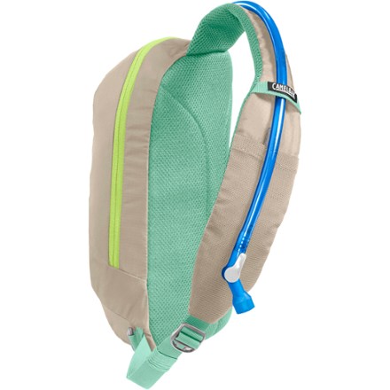 CamelBak Arete Sling 8 Hydration reservoir not included