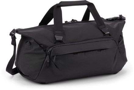 Peak Design Travel Duffel - 35 L Back view (Black)