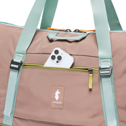 Cotopaxi Viaje 35 L Weekender Tote Bag 4