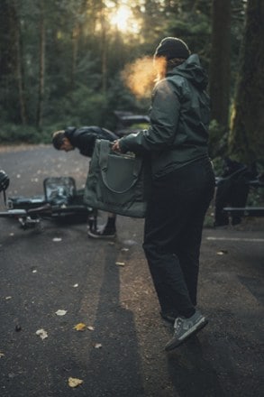 Gregory Alpaca Utility Tote - 50 Liters 8