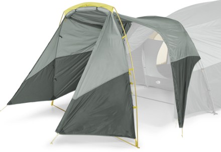 Vestibule tent outlet