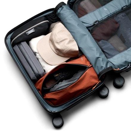 Bellroy Transit Carry-On 7