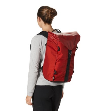 Mountain Hardwear Camp 4 25 Pack 6