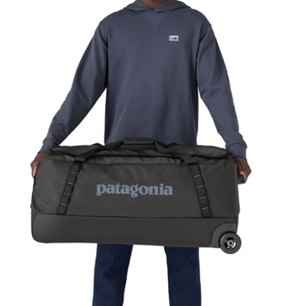 Patagonia Black Hole Wheeled Duffel 100 L 1