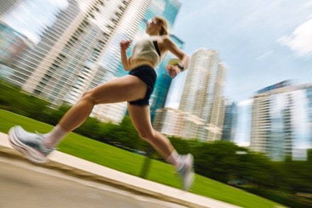 HOKA Bondi 9 Road-Running Shoes - Women's 8