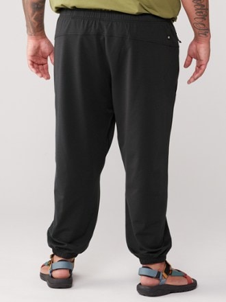 REI Co-op Active Pursuits Midweight Joggers 4