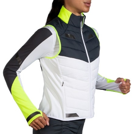 Brooks Run Visible Insulated Vest - Women's 3